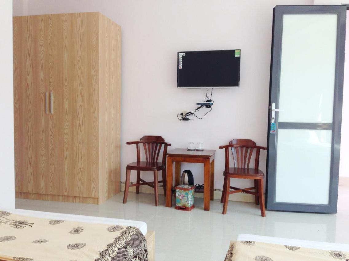 Quy Anh Hotel Bao Lac Town エクステリア 写真